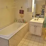 アパート In With Kitchen